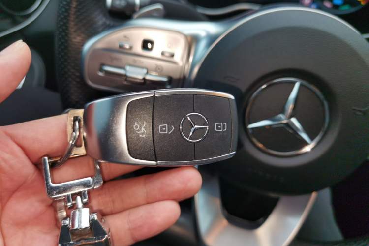 Used Mercedes-Benz C-Class 2020 C 260 L Sport Edition Vehicle Key