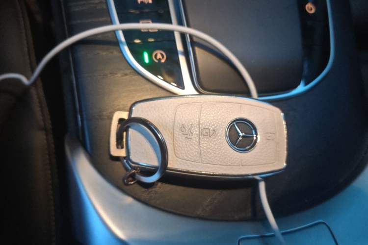 Used Mercedes-Benz C-Class 2020 C 200 L Fashion Edition Sport Version Vehicle Key