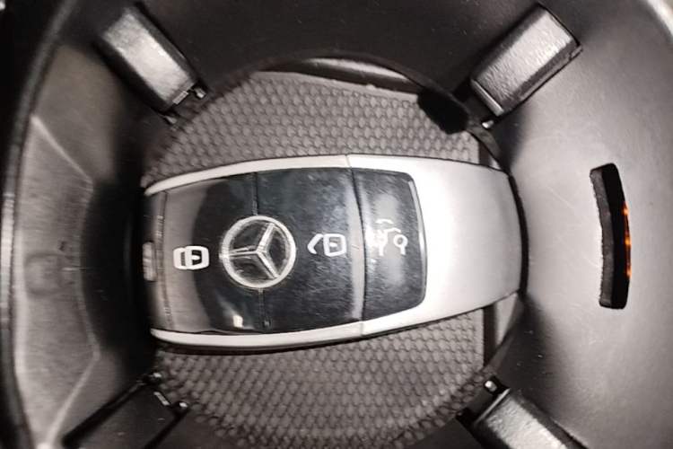 Used Mercedes-Benz C-Class 2020 C 260 Sport Edition Vehicle Key