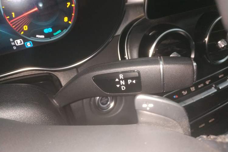 Used Mercedes-Benz C-Class 2020 C 260 L Sport Edition Gear Lever