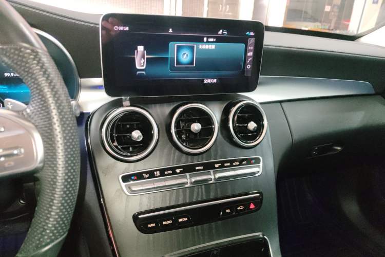 Used Mercedes-Benz C-Class 2020 Restyled C 260 L Sport Edition Audio And AC Panel