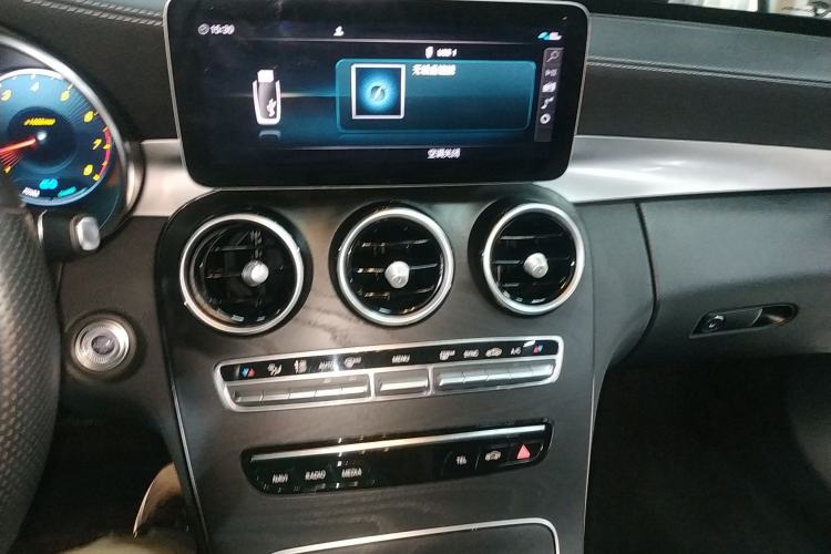 Used Mercedes-Benz C-Class 2020 C 260 L Sport Edition Audio And AC Panel