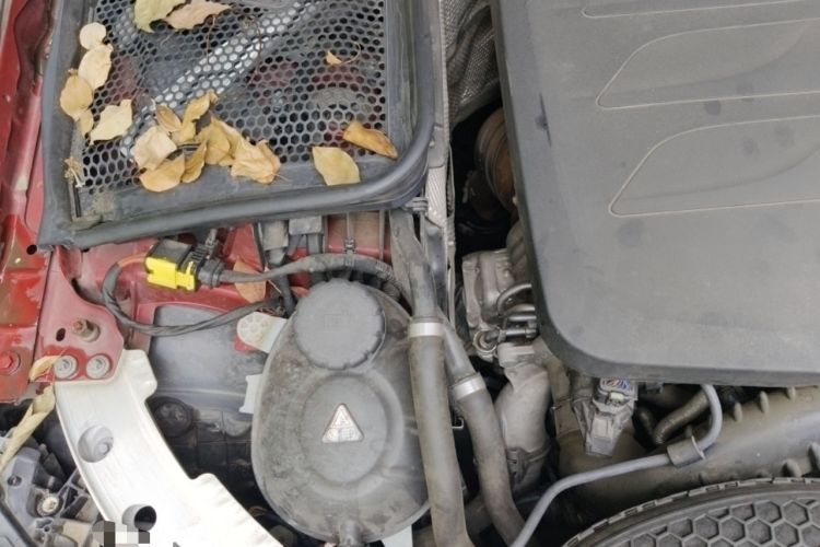Used Mercedes-Benz C-Class 2020 C 260 L Sport Edition Engine Bay Right