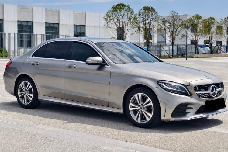 Used Mercedes-Benz C-Class 2020 C 200 L Fashion Edition Sport Version Exterior 2