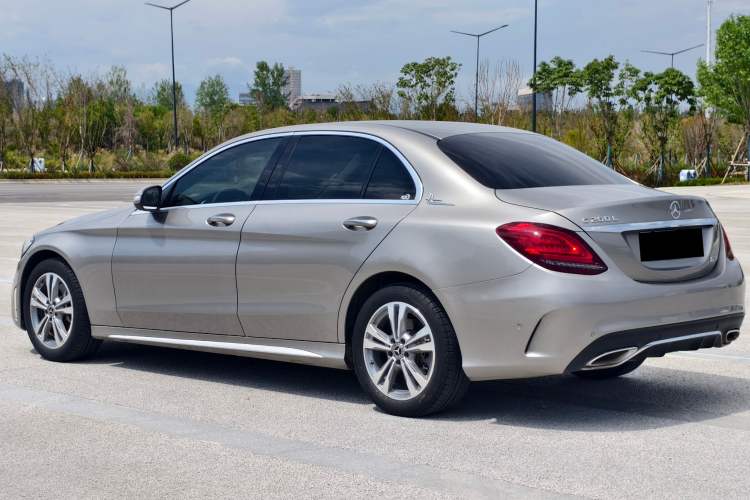 Used Mercedes-Benz C-Class 2020 C 200 L Fashion Edition Sport Version Exterior 3