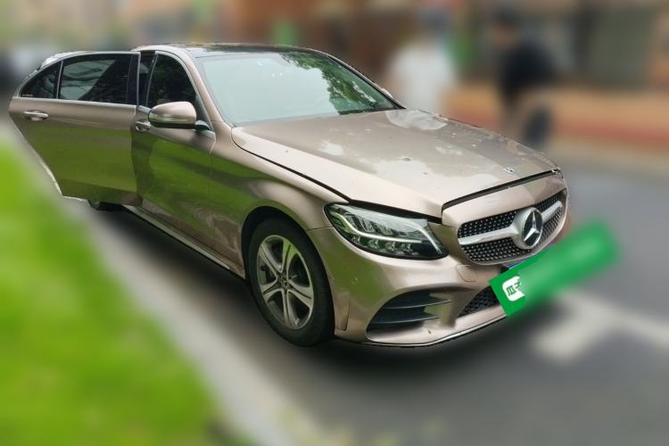 Used Mercedes-Benz C-Class 2020 C 260 L Sport Edition Front Right 45 Deg
