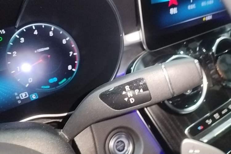 Used Mercedes-Benz C-Class 2020 Restyled C 260 L Sport Edition Gear Lever