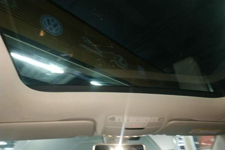 Used Mercedes-Benz C-Class 2020 C 260 L Sport Edition Headliner