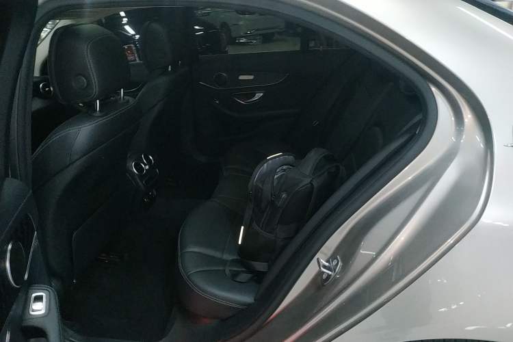 Used Mercedes-Benz C-Class 2020 C 260 L Sport Edition Interior 4