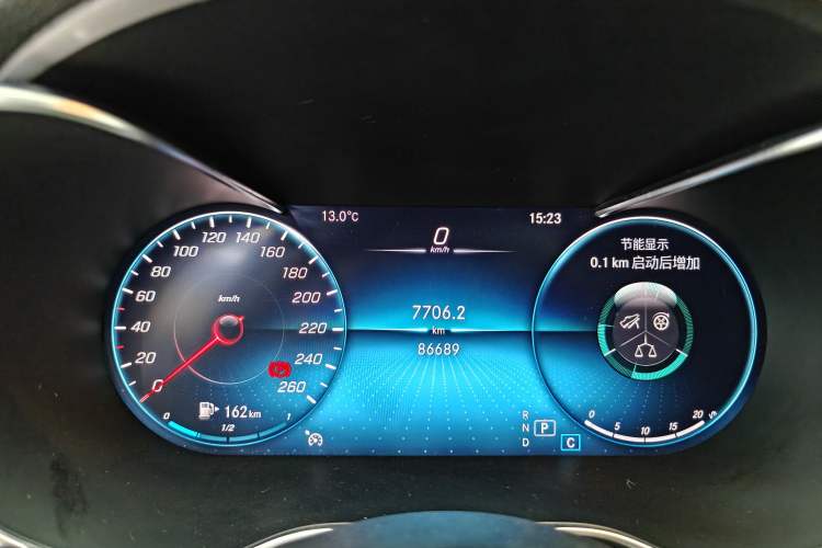 Used Mercedes-Benz C-Class 2020 C 200 L Fashion Edition Sport Version Odometer Close Up