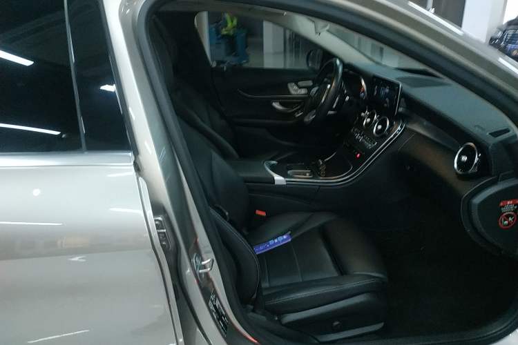 Used Mercedes-Benz C-Class 2020 C 260 L Sport Edition Right Front Seat