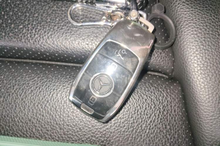 Used Mercedes-Benz C-Class 2020 Restyled C 260 L Sport Edition Vehicle Key