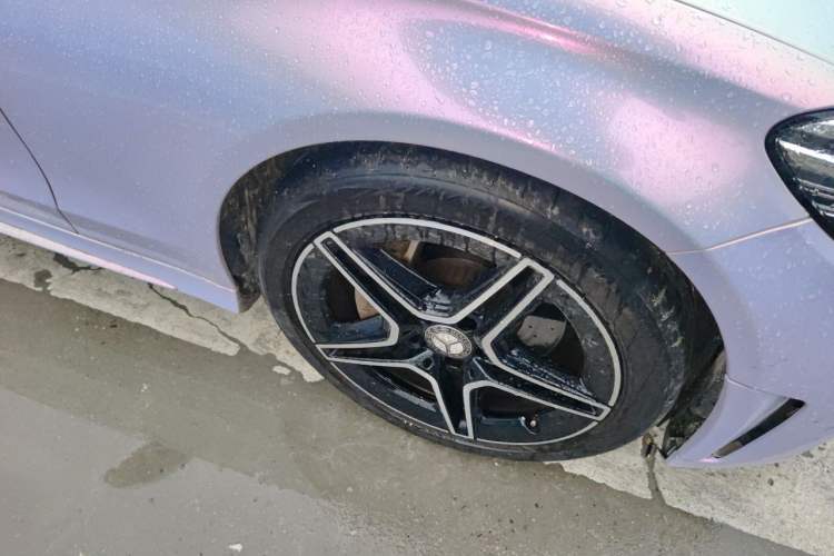 Used Mercedes-Benz C-Class 2020 C 260 Coupe Right Front Wheel Hub