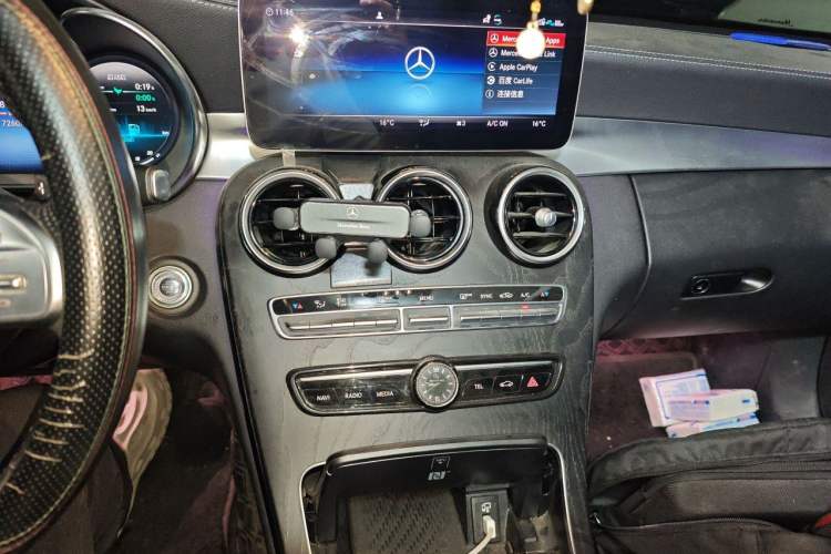 Used Mercedes-Benz C-Class 2020 Restyled C 260 L Sport Edition Audio And AC Panel