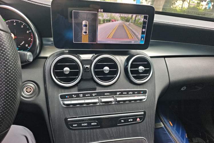 Used Mercedes-Benz C-Class 2020 C 260 L Sport Edition Audio And AC Panel