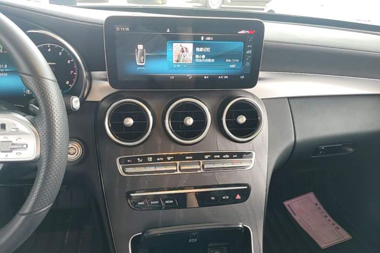 Used Mercedes-Benz C-Class 2020 Restyled C 260 L Sport Edition Audio And AC Panel