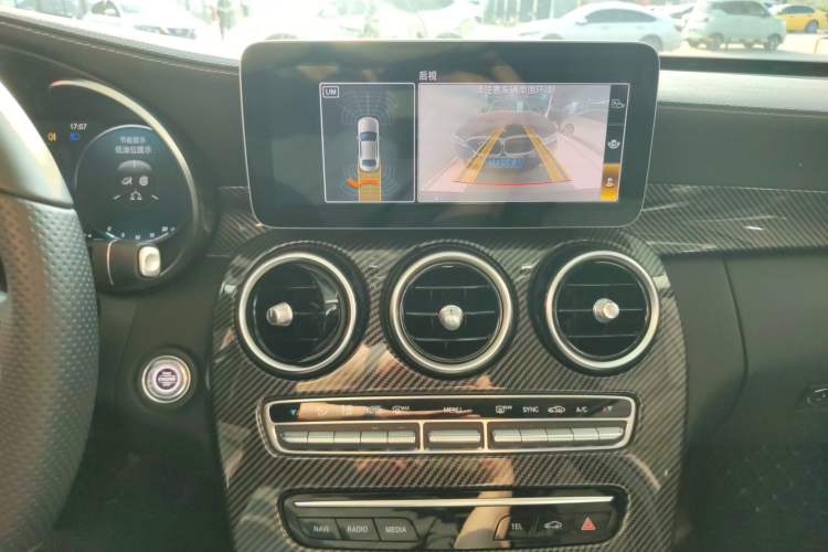 Used Mercedes-Benz C-Class 2020 Restyled C 260 L Sport Edition Audio And AC Panel