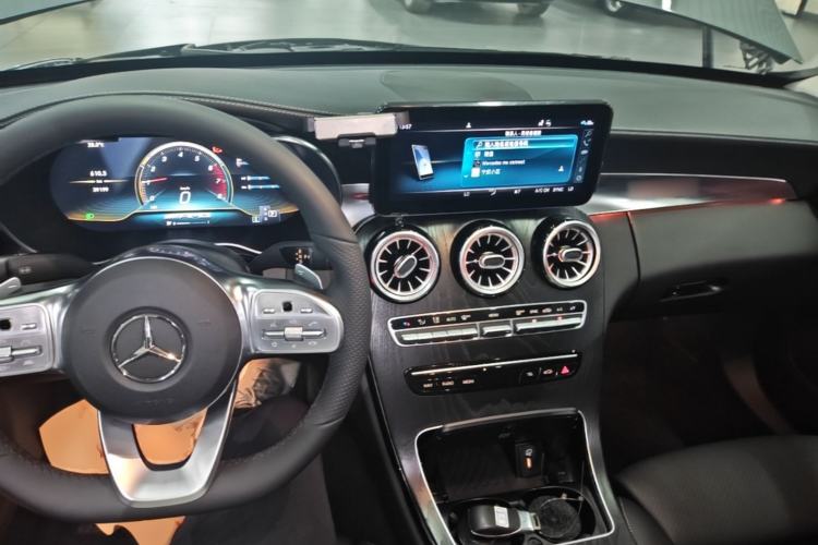Used Mercedes-Benz C-Class 2020 Restyled C 260 L Sport Edition Center Console