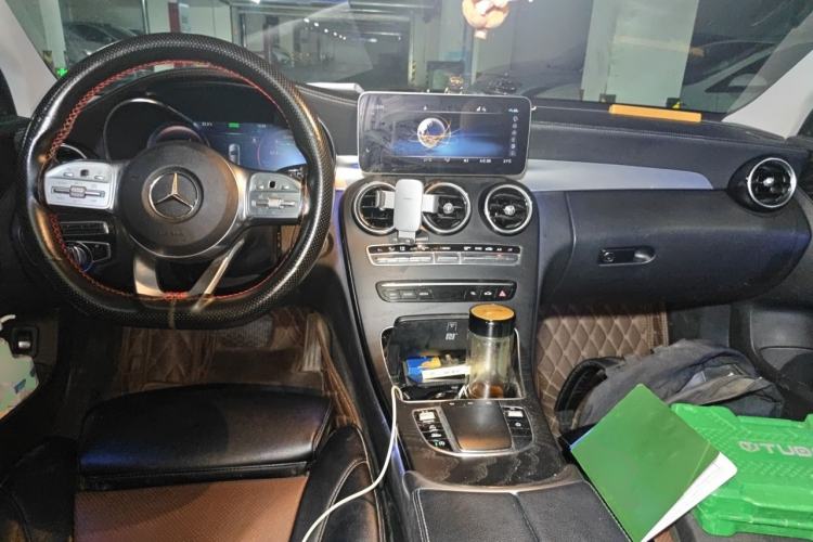 Used Mercedes-Benz C-Class 2020 C 260 L Sport Edition Center Console