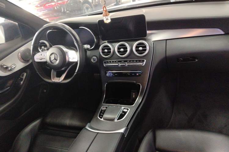 Used Mercedes-Benz C-Class 2020 C 260 Coupe Center Console
