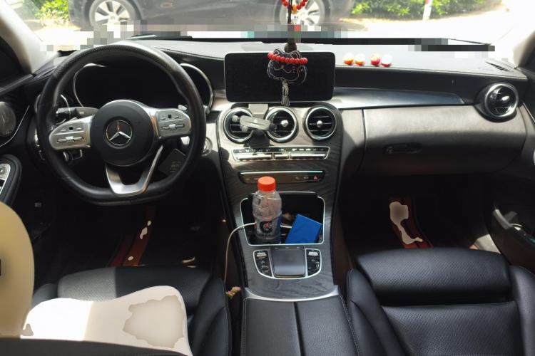 Used Mercedes-Benz C-Class 2020 C 260 L Sport Edition Center Console