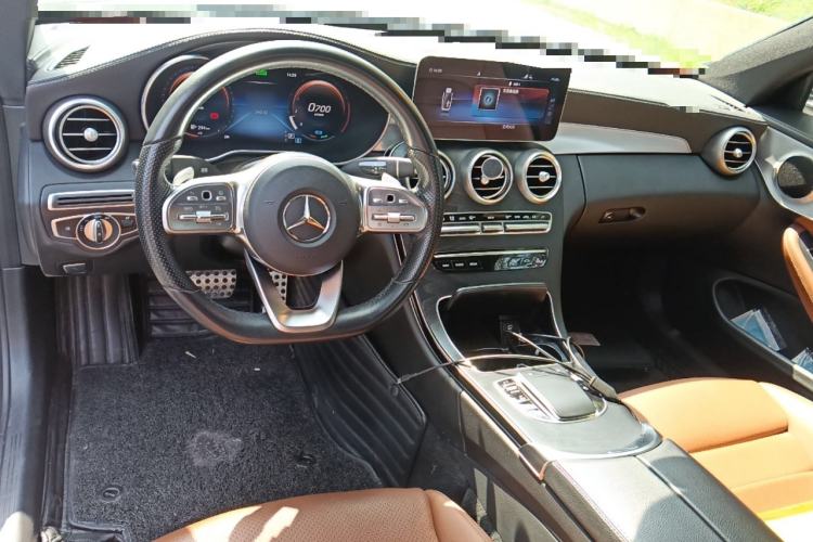 Used Mercedes-Benz C-Class 2020 C 260 Coupe Center Console