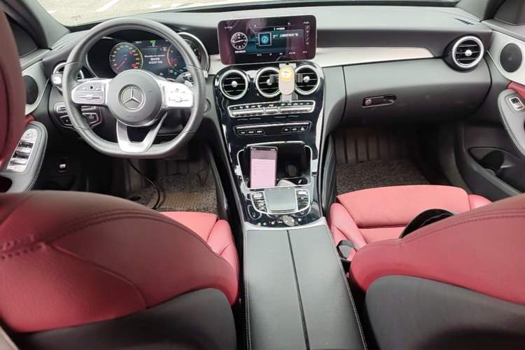 Used Mercedes-Benz C-Class 2020 Restyled C 260 Sport Edition Center Console