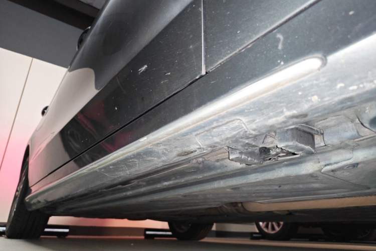 Used Mercedes-Benz C-Class 2020 Updated C 200 L Fashion Edition Chassis Front Right