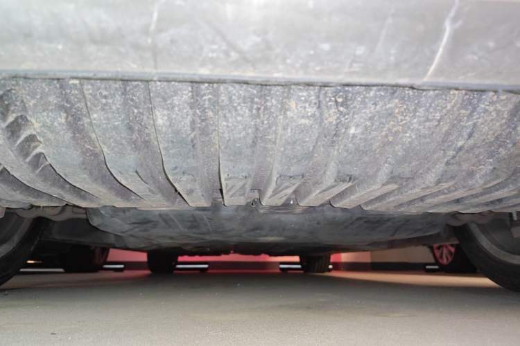 Used Mercedes-Benz C-Class 2020 Updated C 200 L Fashion Edition Chassis Front