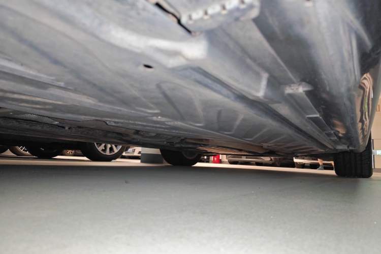 Used Mercedes-Benz C-Class 2020 Updated C 200 L Fashion Edition Chassis Rear Right