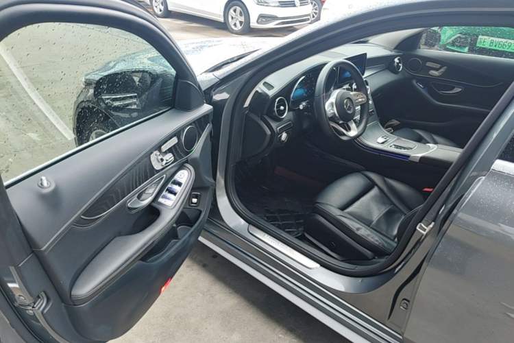 Used Mercedes-Benz C-Class 2020 Restyled C 260 L Sport Edition Driver Seat
