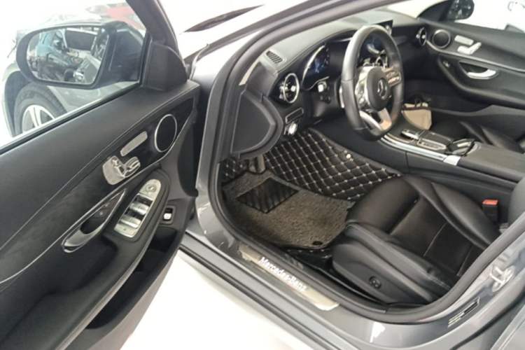 Used Mercedes-Benz C-Class 2020 C 260 L Sport Edition Driver Seat