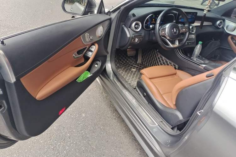 Used Mercedes-Benz C-Class 2020 C 260 Coupe Driver Seat