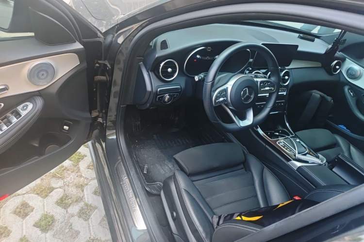 Used Mercedes-Benz C-Class 2020 C 260 Sport Edition Driver Seat