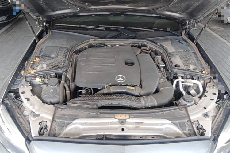 Used Mercedes-Benz C-Class 2020 C 260 4MATIC Estate Engine Bay