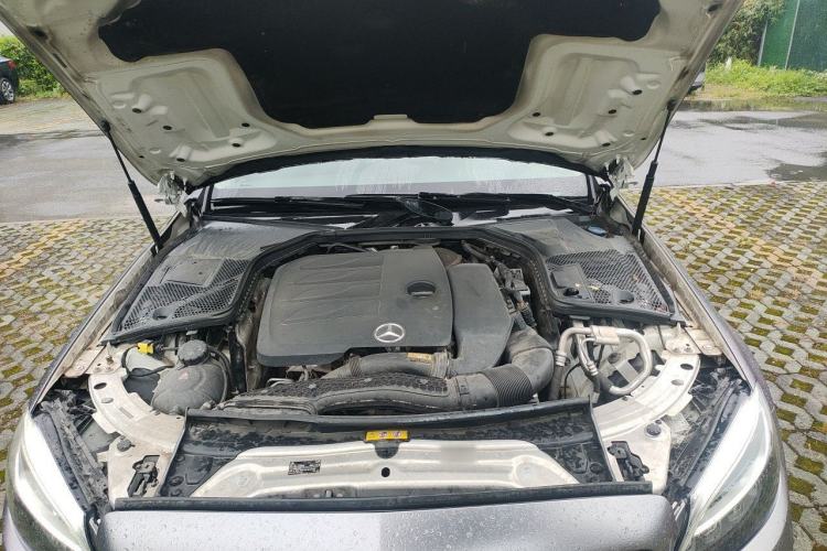 Used Mercedes-Benz C-Class 2020 C 200 L Fashion Edition Sport Version Engine Bay