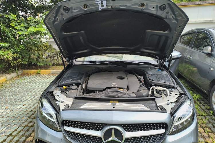 Used Mercedes-Benz C-Class 2020 C 260 Coupe Engine Bay