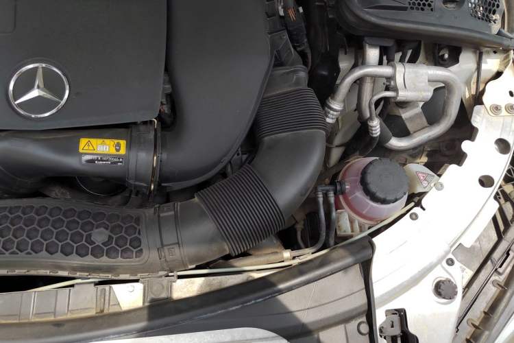 Used Mercedes-Benz C-Class 2020 Restyled C 260 L Sport Edition Engine Bay Left
