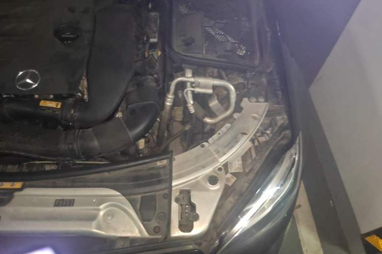 Used Mercedes-Benz C-Class 2020 Restyled C 200 L Fashion Edition Sport Version Engine Bay Left