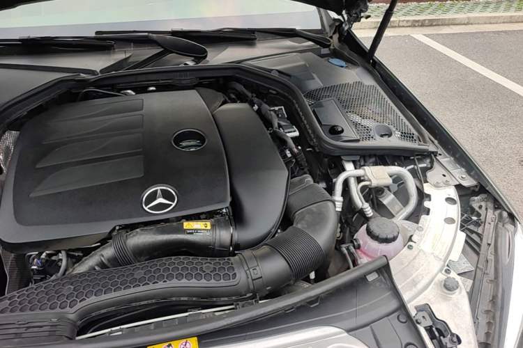 Used Mercedes-Benz C-Class 2020 Restyled C 260 Sport Edition Engine Bay Left