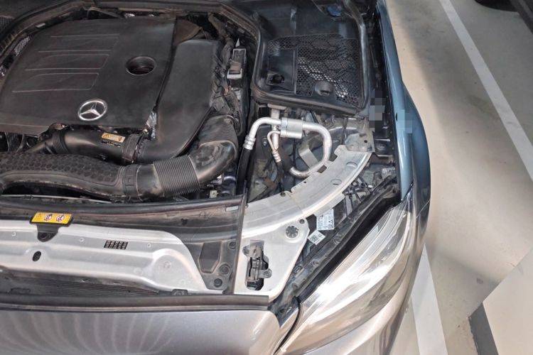 Used Mercedes-Benz C-Class 2020 Updated C 200 L Fashion Edition Engine Bay Left