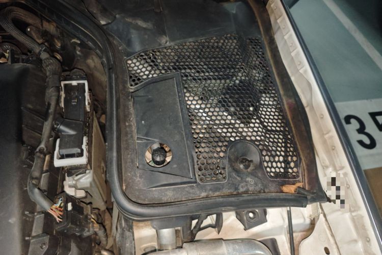 Used Mercedes-Benz C-Class 2020 C 260 Coupe Engine Bay Left