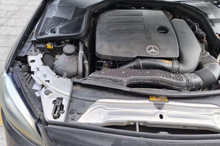 Used Mercedes-Benz C-Class 2020 Facelifted C 260 Estate Engine Bay Right