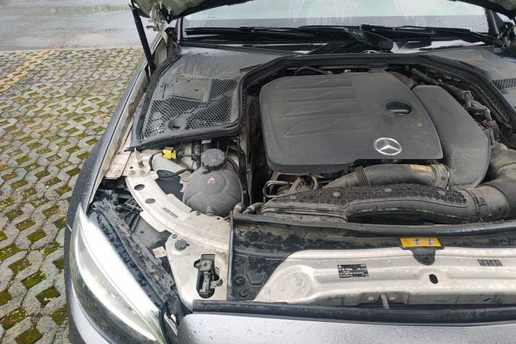 Used Mercedes-Benz C-Class 2020 C 200 L Fashion Edition Sport Version Engine Bay Right