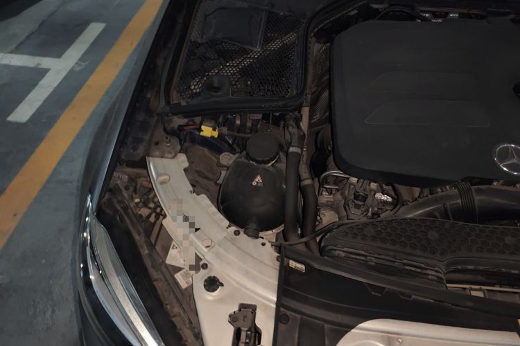 Used Mercedes-Benz C-Class 2020 C 260 Coupe Engine Bay Right
