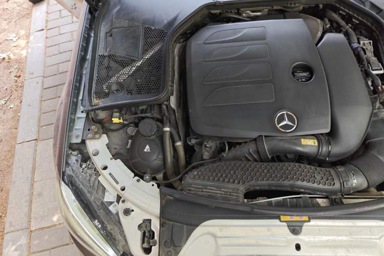 Used Mercedes-Benz C-Class 2020 C 260 Coupe Engine Bay Right