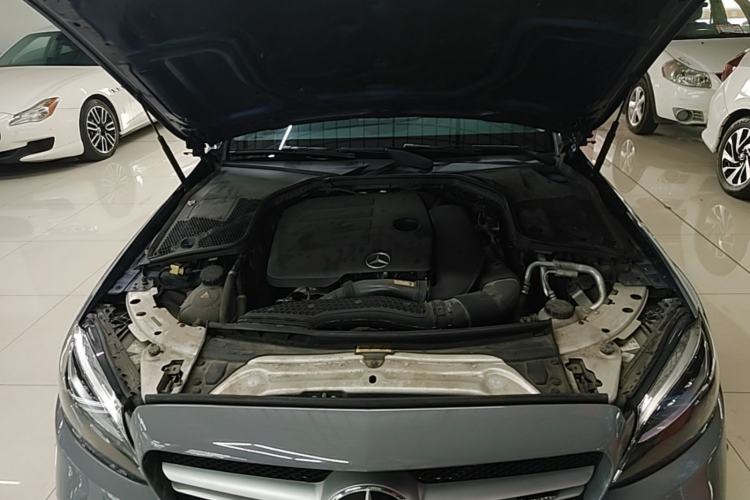 Used Mercedes-Benz C-Class 2020 C 260 Estate Engine Bay