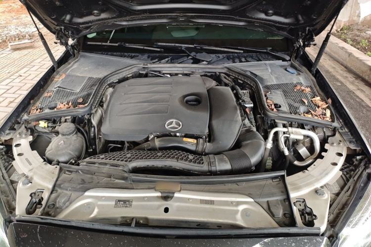 Used Mercedes-Benz C-Class 2020 Updated C 200 L Fashion Edition Engine Bay