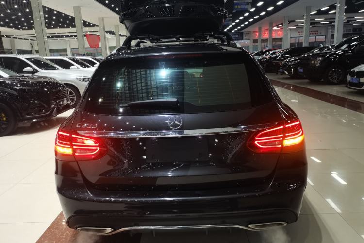 Used Mercedes-Benz C-Class 2020 Facelifted C 260 Estate Exterior 4