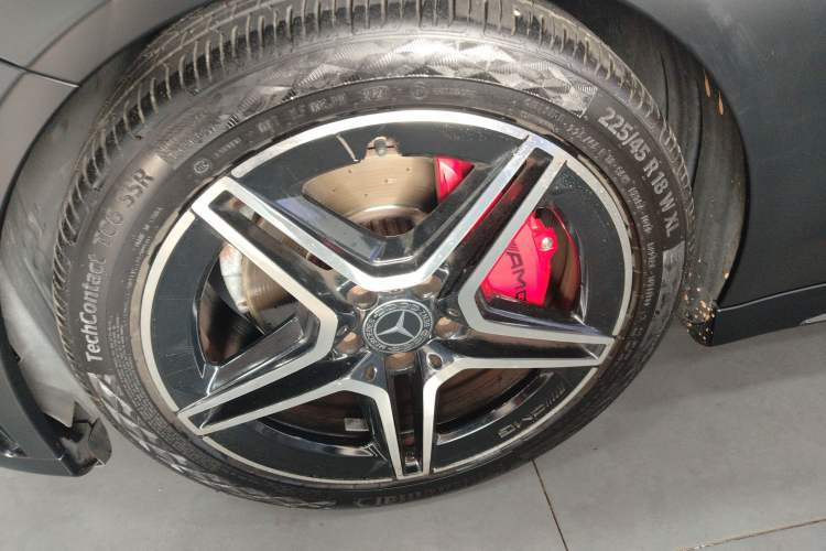 Used Mercedes-Benz C-Class 2020 C 260 Coupe Exterior 4